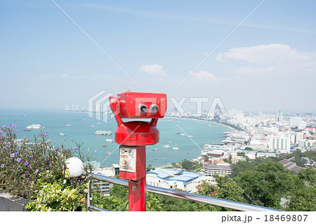 Coin-operated binoculars with pattaya beach 18469807