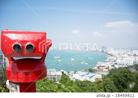 Coin-operated binoculars with pattaya beach 18469812