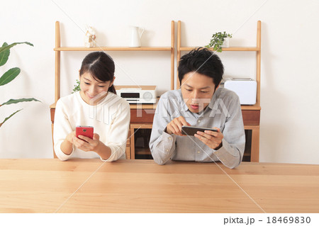 若い夫婦 18469830