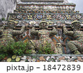 タイのワット・アルン 18472839