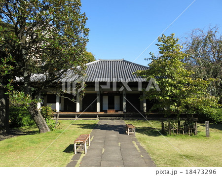 台東区谷中の天王寺（本堂） 18473296