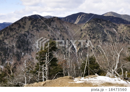 奥秩父山塊の山並み 奥秩父山塊の山並み 18473560
