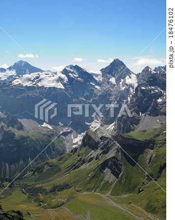 スイスアルプスの景色 スイスアルプスの景色 18476102