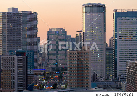 湾岸地区の夕暮れ 湾岸地区の夕暮れ 18480631