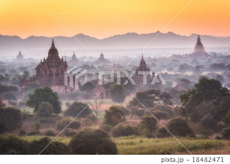 Temples of Bagan(Pagan), Mandalay, Myanmar 18482471