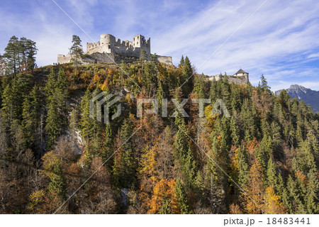 レッヒタールのエーレンベルク城 18483441