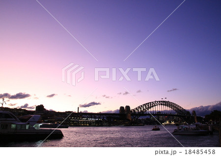 シドニーハーバーブリッジ 18485458