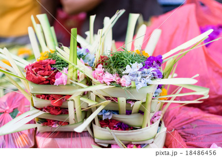 バリ島のチャナン(Canang) 18486456