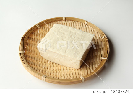 木綿豆腐 18487326