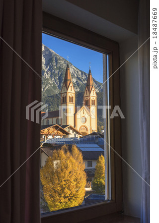 チロル谷のテルフス教会 チロル谷のテルフス教会 18487669