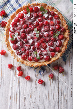 Fresh raspberry tart with cream cheese. top view 18488481