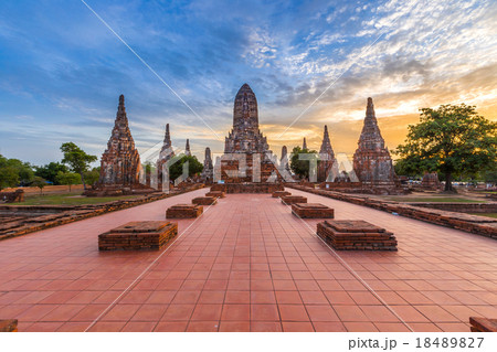 wat chaiwatthanaram temple, ayutthaya, thailand  18489827
