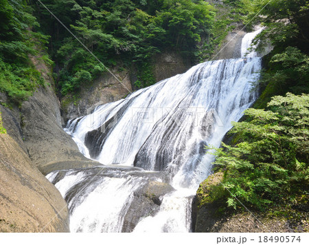 袋田の滝 18490574