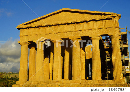 シチリア・アグリジェントのコンコルディア神殿４ 18497984