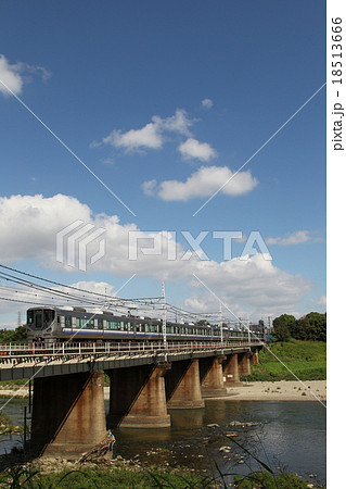 JR西日本　阪和線　225系 18513666