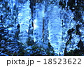 小さな沢筋の氷造形 18523622