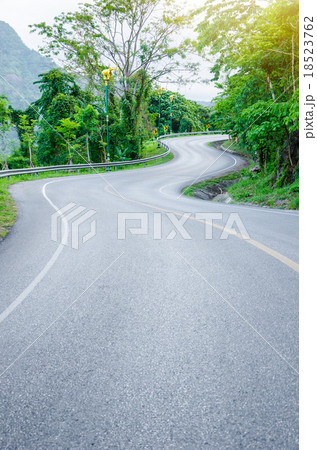 S - Curve way 18523762