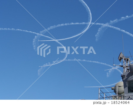 ブルーインパルス　観艦式 18524064