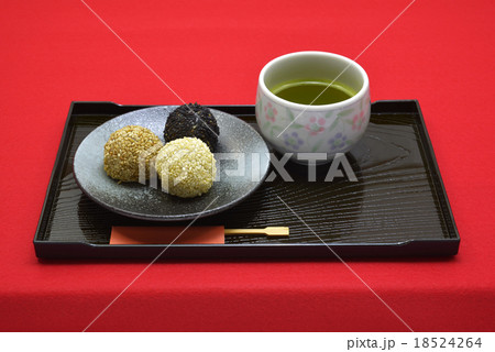 和菓子　ゴマ団子 18524264