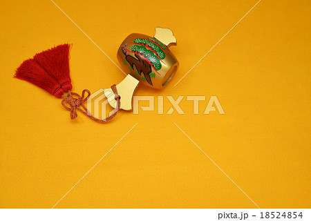 打ち出の小槌 18524854