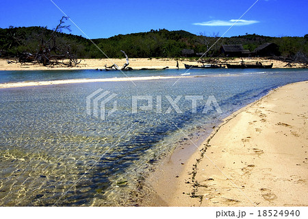 house cabin river house cabin river 18524940