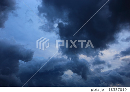 rainy day with big rainclouds in the sky 18527019