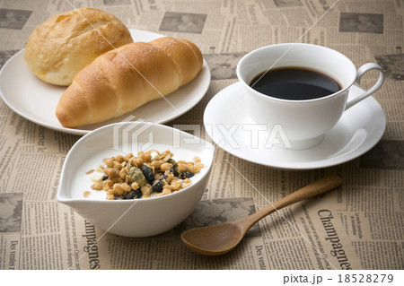 グラノーラ 18528279