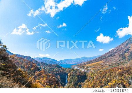 【紅葉最盛期】栃木県日光市・明智平展望台からの眺め 【紅葉最盛期】栃木県日光市・明智平展望台からの眺め 18531874