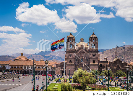 Plaza de Armas in historic center of Cusco, Peru 18533886