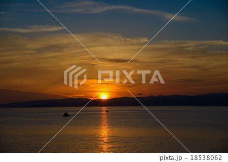 ヴィクトリア夕景 18538062