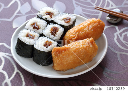稲荷とかんぴょう巻き 18540289