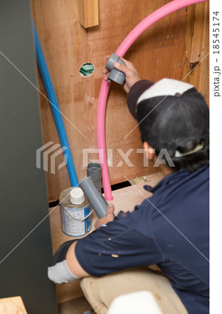 配管工事 18545174