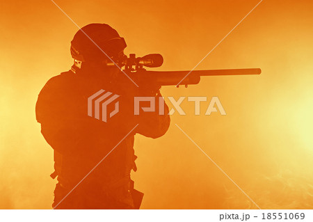 Police officer SWAT 18551069