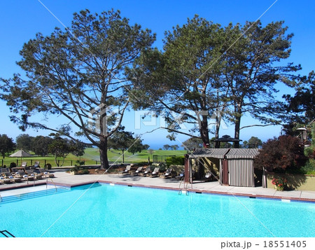 屋外プール 18551405