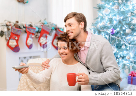 Loving couple drinking tea  18554312