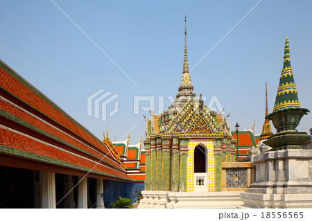 Thailand style temple 18556565