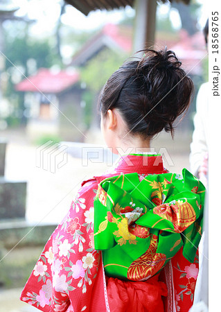 7歳の七五三 18568765