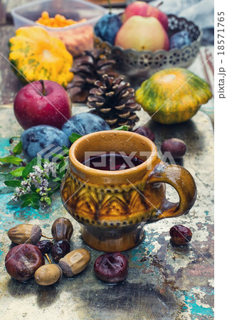 Still life with tea and fruit Still life with tea and fruit 18571765