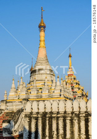 Maha Aungmye Bonzan Monastery in Inwa, Myanmar 18576148