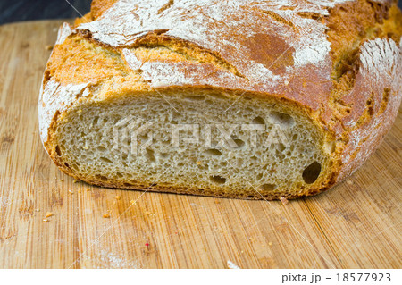 Loaf of bread 18577923