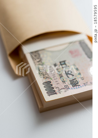 札束イメージ 18579595