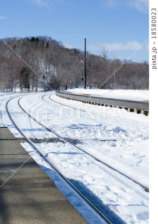 白い線路 18580023