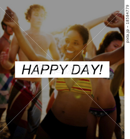 Summer Beach Friendship Holiday Vacation Happy Day Concept 18584779