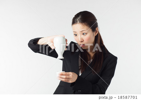 女性 年末年始 女性 年末年始 18587701