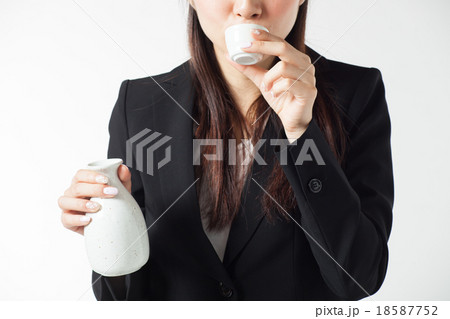 女性 年末年始 女性 年末年始 18587752