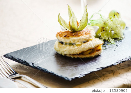 fried zucchini 18589905