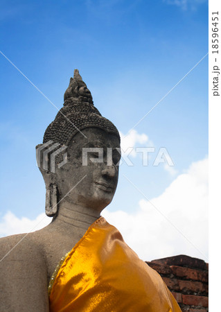 An old temple in Thayland, Wat Yai Chai Mongkol 18596451
