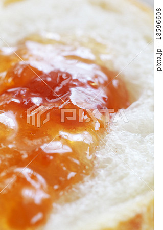 パンとジャム 18596608