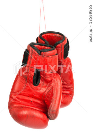 Red boxing gloves on white 18599865