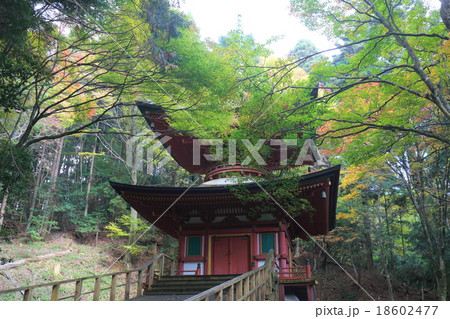 滋賀　比叡山延暦寺　横川の根本如法塔 18602477
